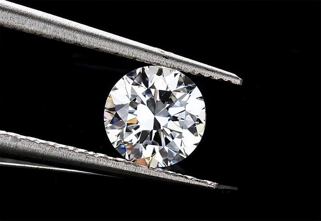 必威中美澳钨矿储量对比：美国14万吨澳大利亚40万吨中国呢(图2)